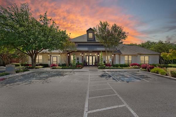 Sonterra  Apartment Homes property